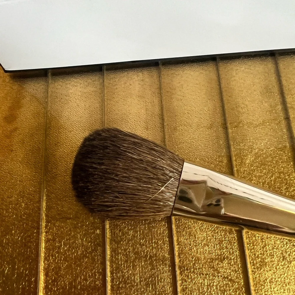 New Chanel makeup brush #7 - Picture 5 of 7